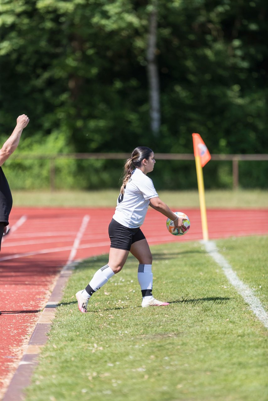 Bild 183 - wBJ VfL Pinneberg - Harksheide : Ergebnis: 2:1